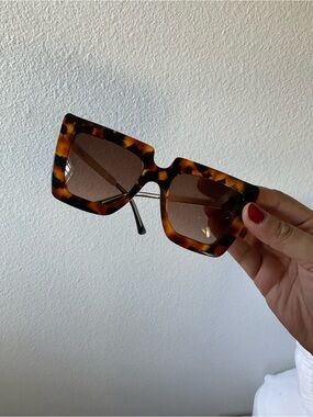 Tezza Patty Havana Tortoiseshell Square Oversized Sunglasses - Brown Lenses